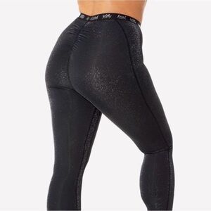 NWT Yitty Fabletics Spotlight Ruched Legging Plus 4X Black Metallic Butt Scrunch